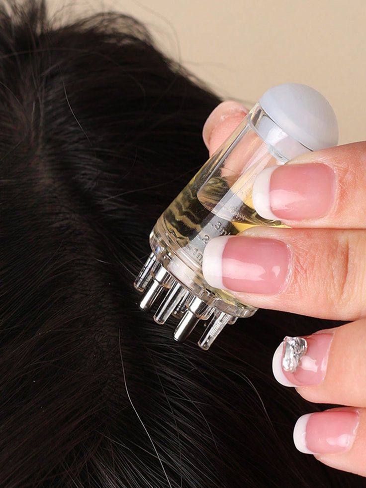 Scalp Applicator